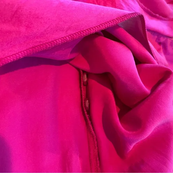 100% silk Oscar de la Renta hot pink blouse - Picture 4 of 4